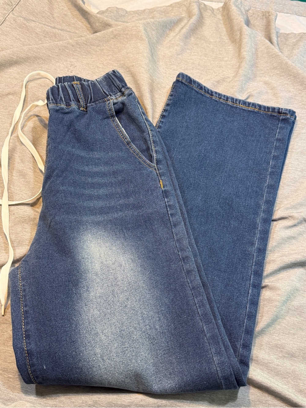 Elastic Drawstring Wide-Leg Jeans in Blue